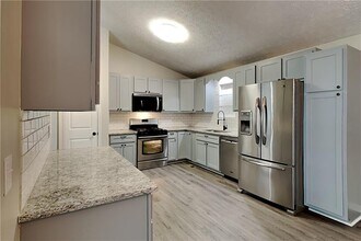 107 Hartley Woods Dr in Kennesaw, GA - Building Photo - Building Photo