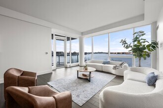 22 Liberty Drive in Boston, MA - Building Photo - Building Photo