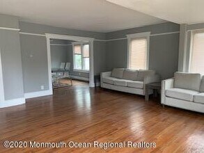 217 Albert Pl in Long Branch, NJ - Building Photo - Building Photo