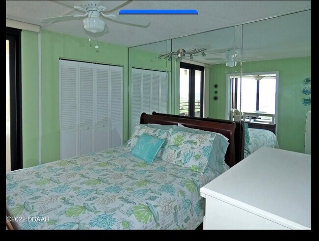 1 Oceans West Blvd, Unit 15B4 in Daytona Beach, FL - Building Photo - Building Photo