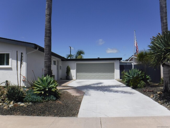 property at 4970 Mt Almagosa Dr