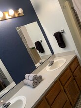230 B St in Friday Harbor, WA - Building Photo - Building Photo