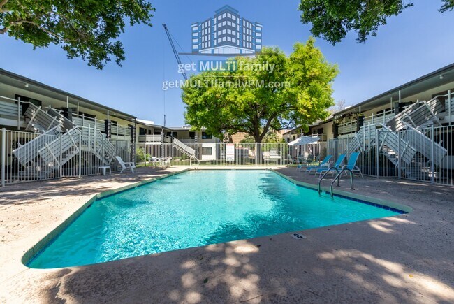 property at 721 E Montebello Ave