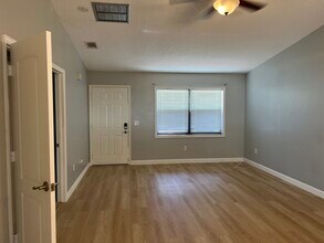 431 NW Fairfax Ave in Port St. Lucie, FL - Building Photo - Building Photo