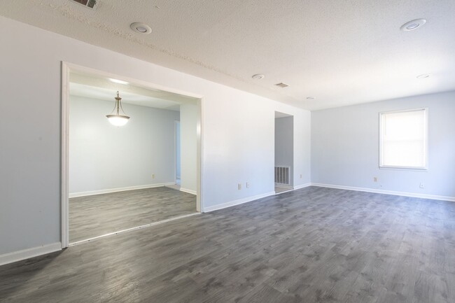 property at 1310 Knob Creek Rd