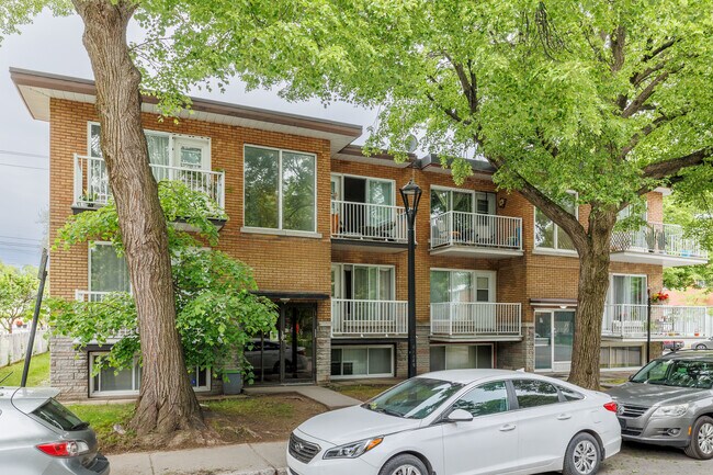 10270 Meilleur Rue in Montréal, QC - Building Photo - Building Photo