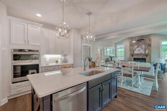 2132 Northside Dr in Charlottesville, VA - Building Photo - Building Photo