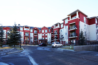 156 Country Village Cir NE in Calgary, AB - Building Photo - Building Photo