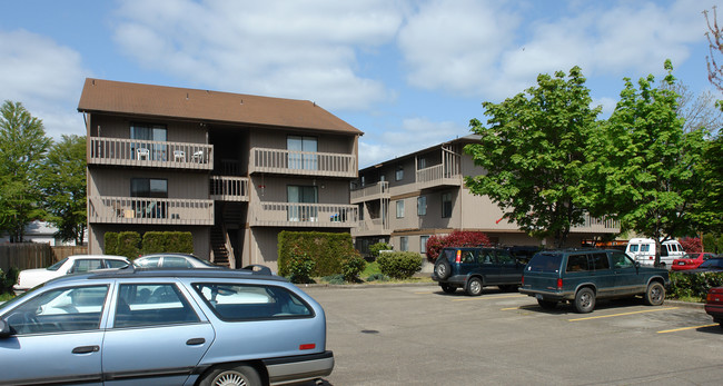 Nash Apartments in Corvallis, OR - Building Photo - Building Photo