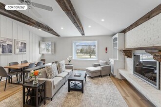 710 Montauk Hwy in Water Mill, NY - Building Photo - Building Photo