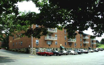 1600 Church Rd in Wyncote, PA - Building Photo - Building Photo