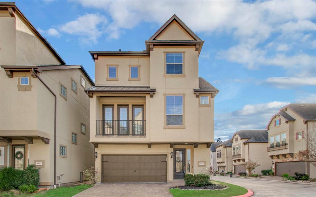 10609 Enclave Shadows Ct in Houston, TX - Building Photo