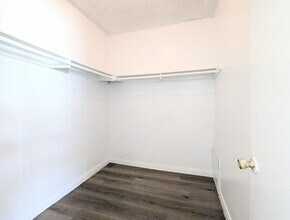 1822 W Sumac Ln in Anaheim, CA - Building Photo - Building Photo