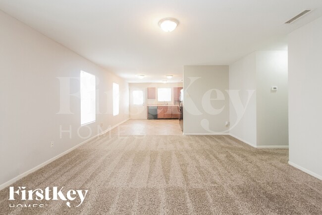 11325 Arches Dr in Indianapolis, IN - Foto de edificio - Building Photo