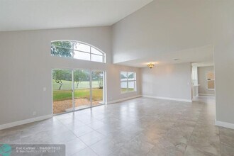 6276 Grand Cypress Cir in Greenacres, FL - Building Photo - Building Photo
