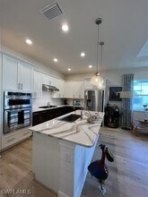 9007 St Lucia Dr in Naples, FL - Building Photo - Building Photo