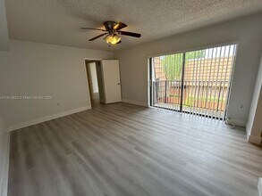 9106C SW 20th St in Davie, FL - Building Photo - Building Photo