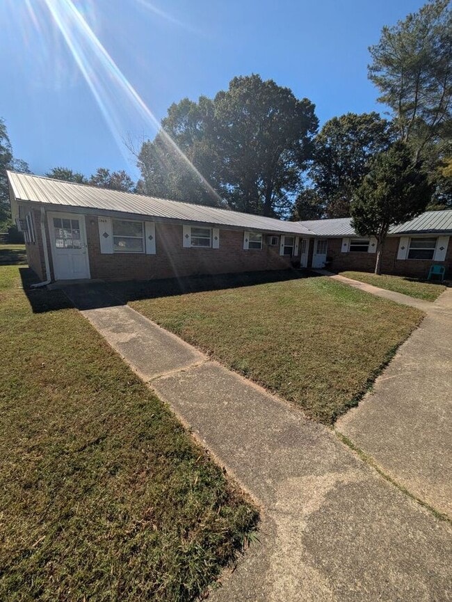 property at 1860 16th Ave NE