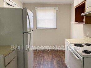 1502 Clegg St in Greensboro, NC - Building Photo - Building Photo