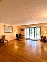 450 Plum Creek Dr in Wheeling, IL - Building Photo - Building Photo