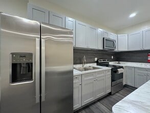 405 Liberty St in Newburgh, NY - Building Photo - Building Photo