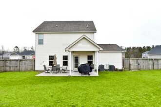 307 First Post Rd in Jacksonville, NC - Building Photo - Building Photo