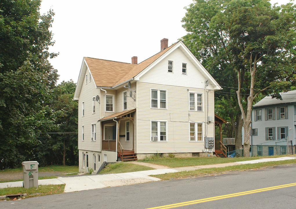 47-51 Summer St in Bristol, CT - Building Photo