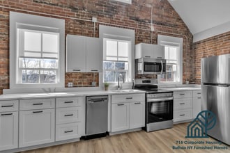 204 High St in Buffalo, NY - Building Photo - Building Photo