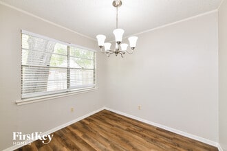 612 Mesa Dr in Euless, TX - Building Photo - Building Photo