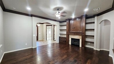 2017 Pembroke Ln in Edmond, OK - Building Photo - Building Photo