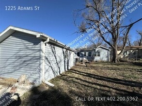 1225 Adams St in Lincoln, NE - Building Photo - Building Photo