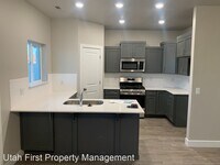 3044 175 E St photo'