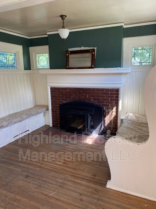 945 NE Monroe St in Pullman, WA - Building Photo - Building Photo