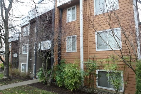 property at 724 Kirkland Cir