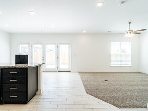 2161 Wildflower Dr in Centerton, AR - Building Photo - Building Photo