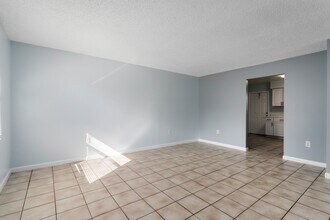 3215 Pershing St in Kissimmee, FL - Building Photo - Building Photo
