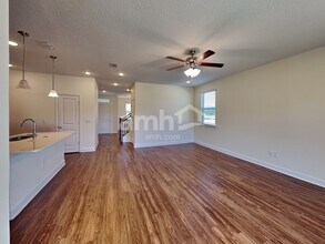 3014 Rolling Acrs Rd in Green Cove Springs, FL - Building Photo - Building Photo