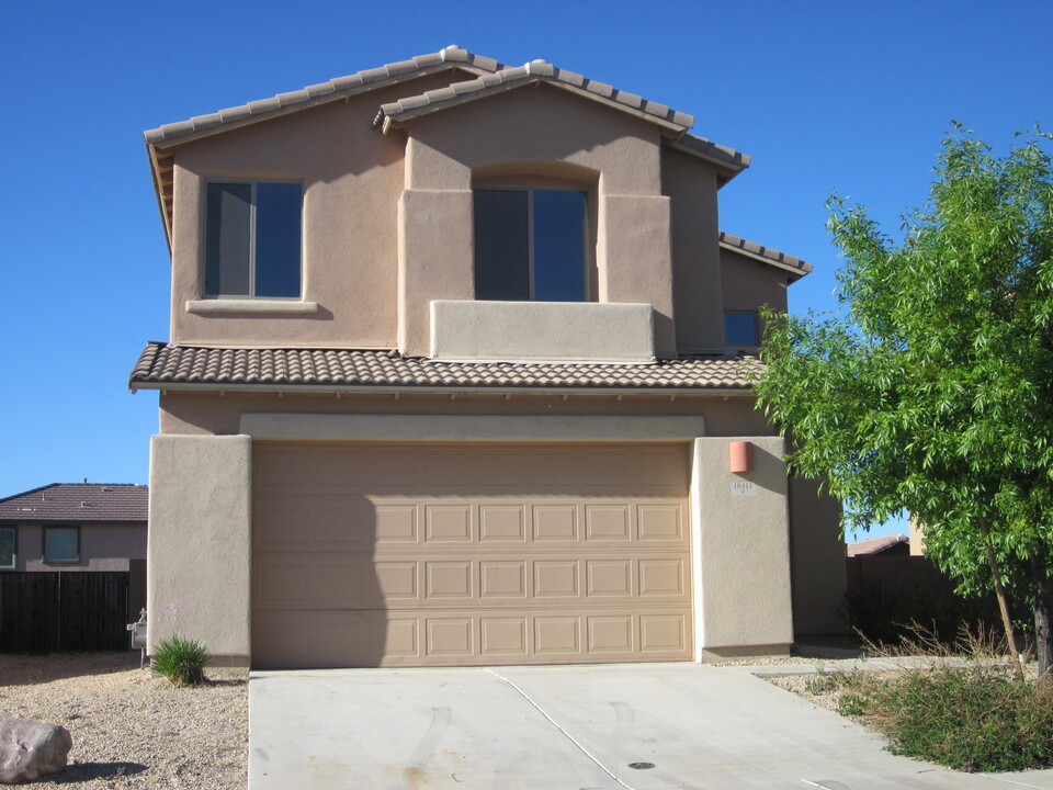 10414 S Painted Mare Dr in Vail, AZ - Foto de edificio