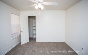 906 N Belmont Ave in Lubbock, TX - Building Photo - Building Photo