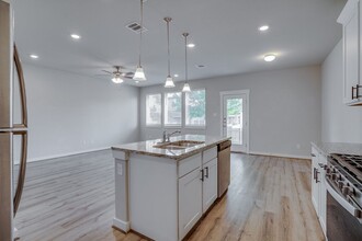 505 Pearly Eye Dr in Pflugerville, TX - Building Photo - Building Photo