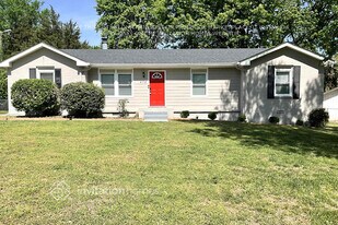 412 Cathy Jo Cir in Nashville, TN - Building Photo