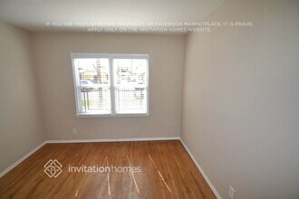 127 E 79th St in Los Angeles, CA - Building Photo - Building Photo
