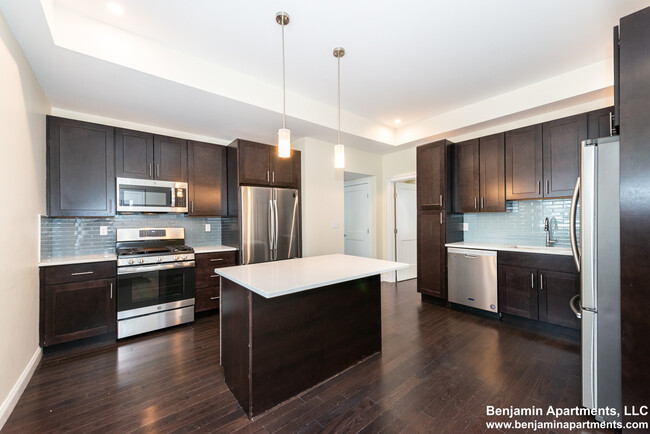 10 Marion St, Unit 001