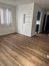 8306 Wabash Ave S, Unit 8306 in Seattle, WA - Building Photo - Building Photo