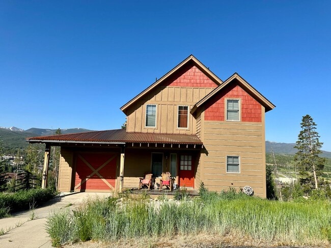property at 225 Campfire Ln