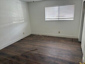 801 N Akers St in Visalia, CA - Building Photo - Building Photo