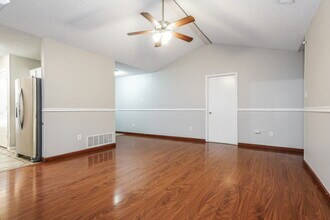 1114 Hidden Creek Dr in Mansfield, TX - Building Photo - Building Photo