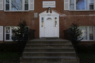 Olde Town Condominiums in Manassas, VA - Building Photo - Building Photo