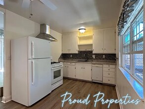 2748 Tunnel St in Placerville, CA - Building Photo - Building Photo