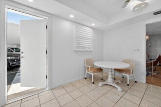 6 Concourse Dr in Tequesta, FL - Building Photo - Building Photo
